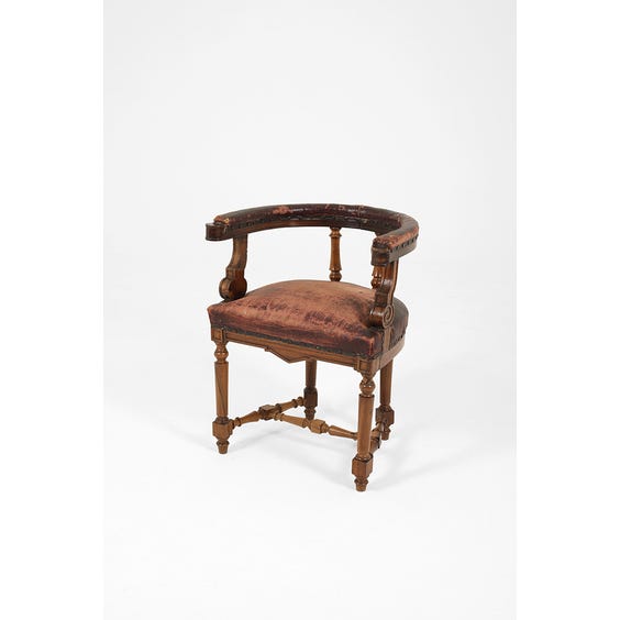 image of 19th century Basque worn leather chair