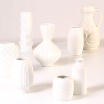 Example of white vases.